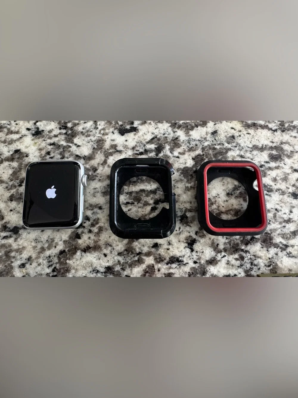 Great condition- Series 3 Nike 42mm Apple Watch.